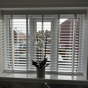 Venetian Blind With Herringbone Tape